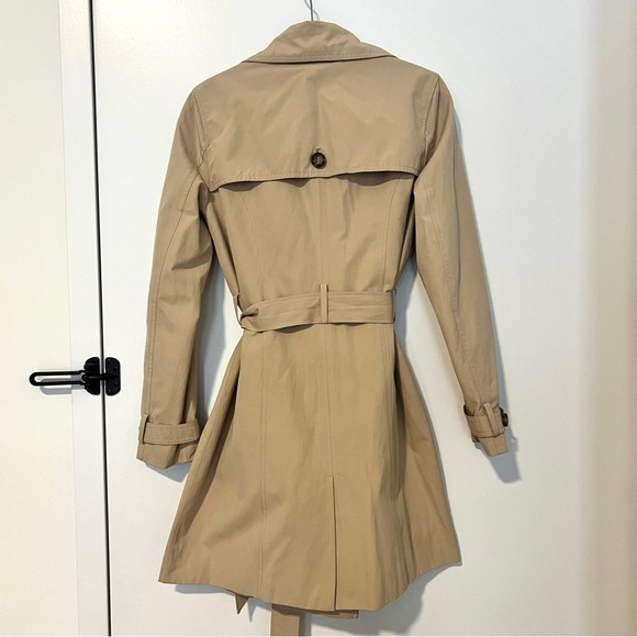 Women’s XS Classic Tan Trench Coat - Picture 5 of 8